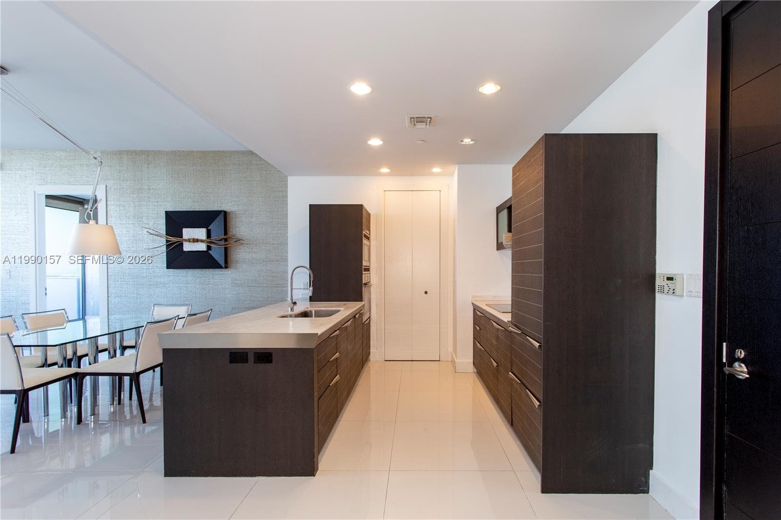 200 BISCAYNE BLVD WY # 4512, Miami FL 33131 photo 5
