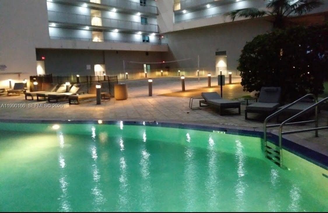 888 Biscayne Blvd # 1810, Miami FL 33132 photo 5