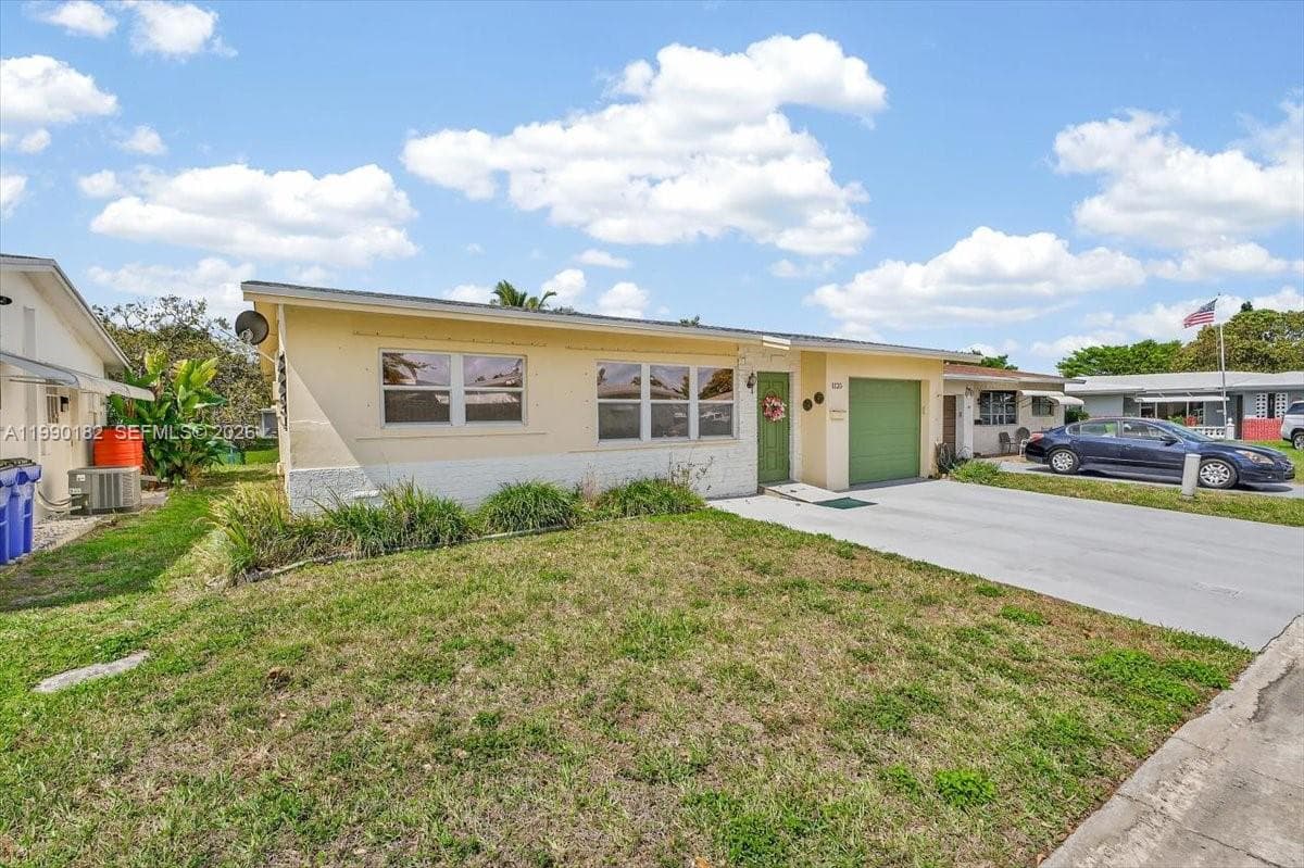1125 NW 69th Ave, Margate FL 33063 photo 2