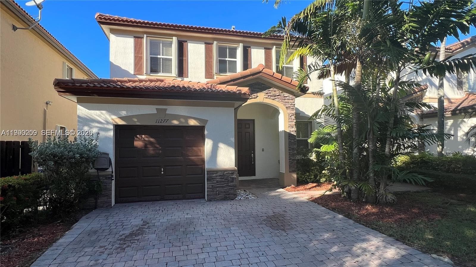 11277 NW 44th Ter, Doral FL 33178 photo 2