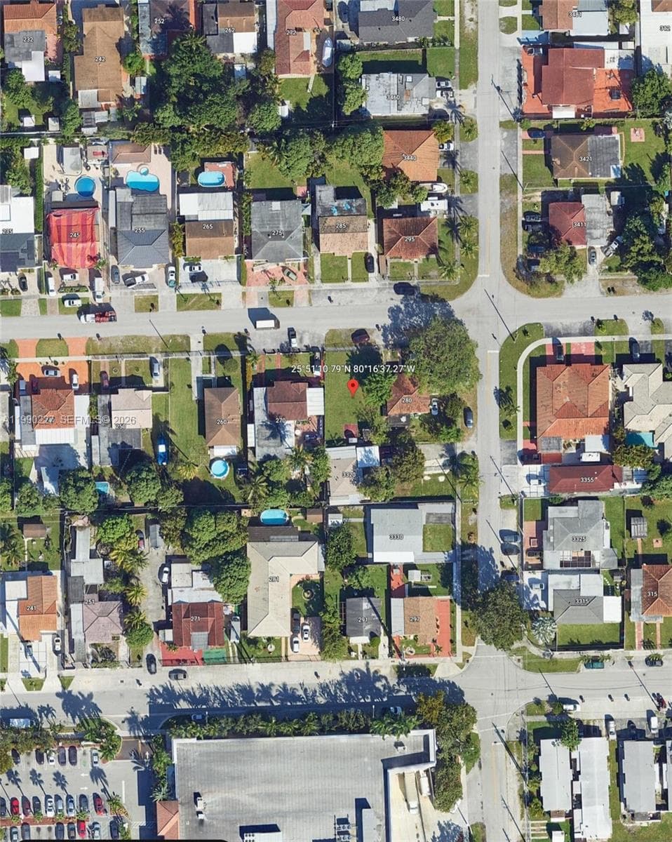 280 E 34th St, Hialeah FL 33013 photo 2