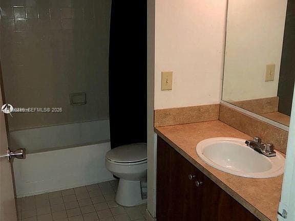 7235 NW 179th St # 103, Hialeah FL 33015 photo 3