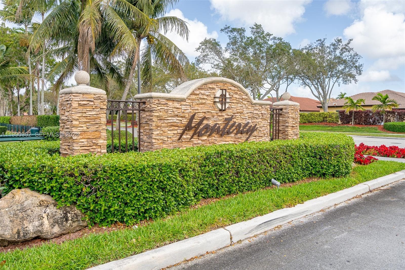 935 NE 33rd Ter # 203, Homestead FL 33033 photo 3