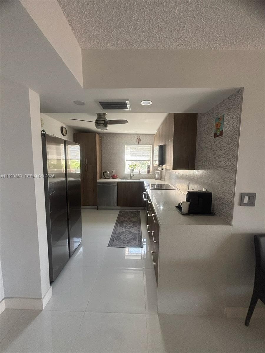 1865 S Ocean Dr # 4F, Hallandale Beach FL 33009 photo 2