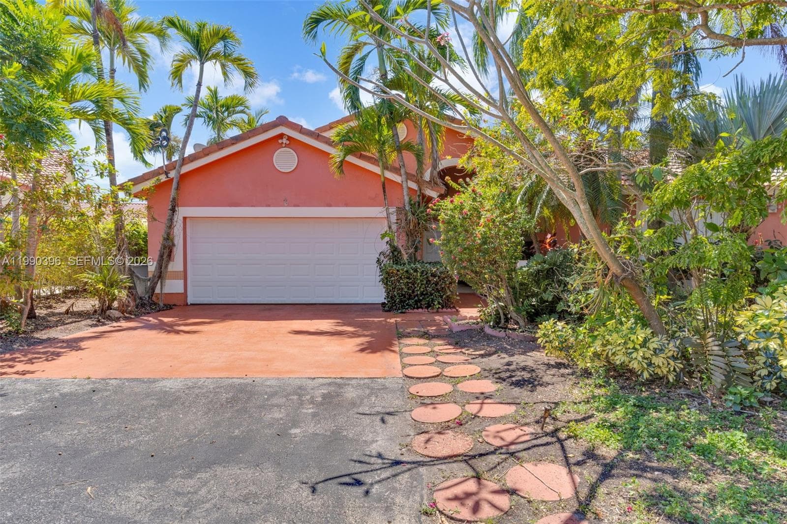 15012 SW 45th Ln, Miami FL 33185 photo 2