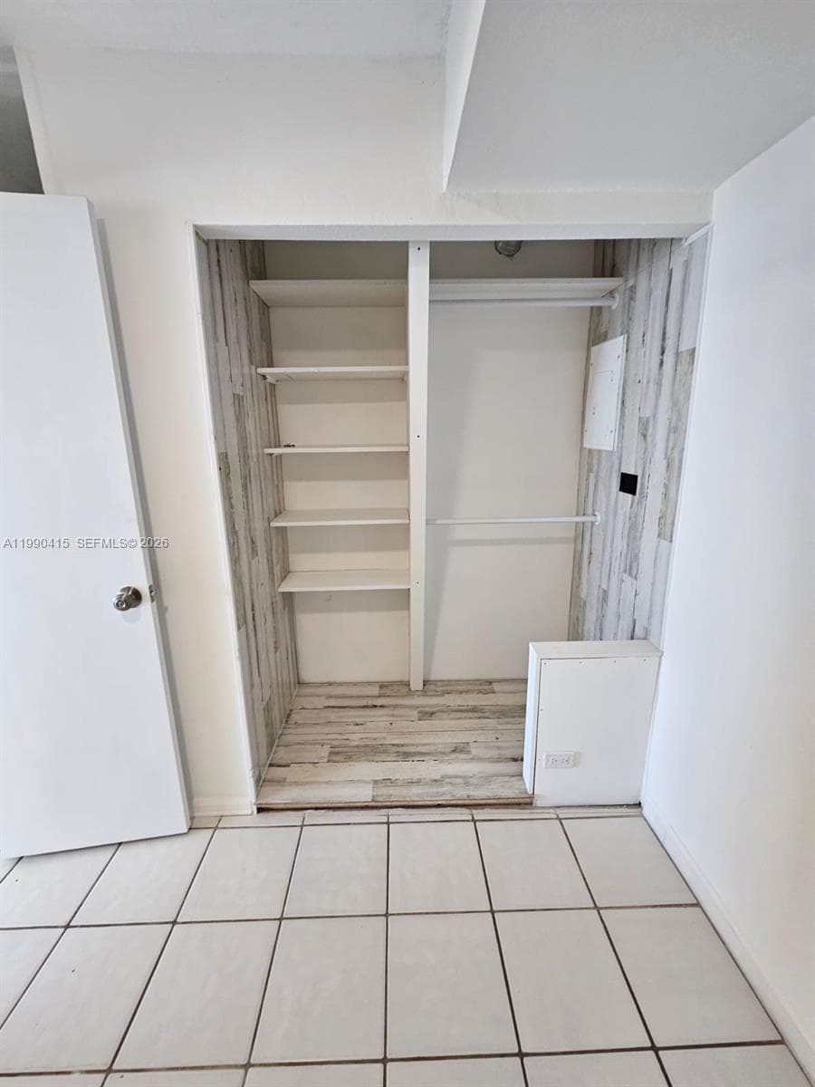 7135 Collins Ave # 1821, Miami Beach FL 33141 photo 5