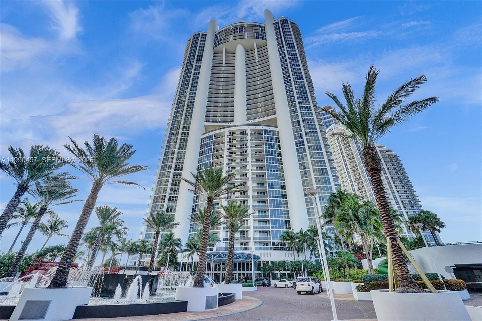 18101 Collins, Sunny Isles Beach FL 33160 photo 2