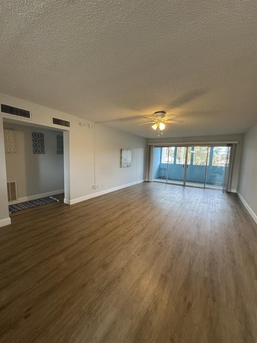 1310 NE 14th Court Apt K19, Jensen Beach FL 34957 photo 3