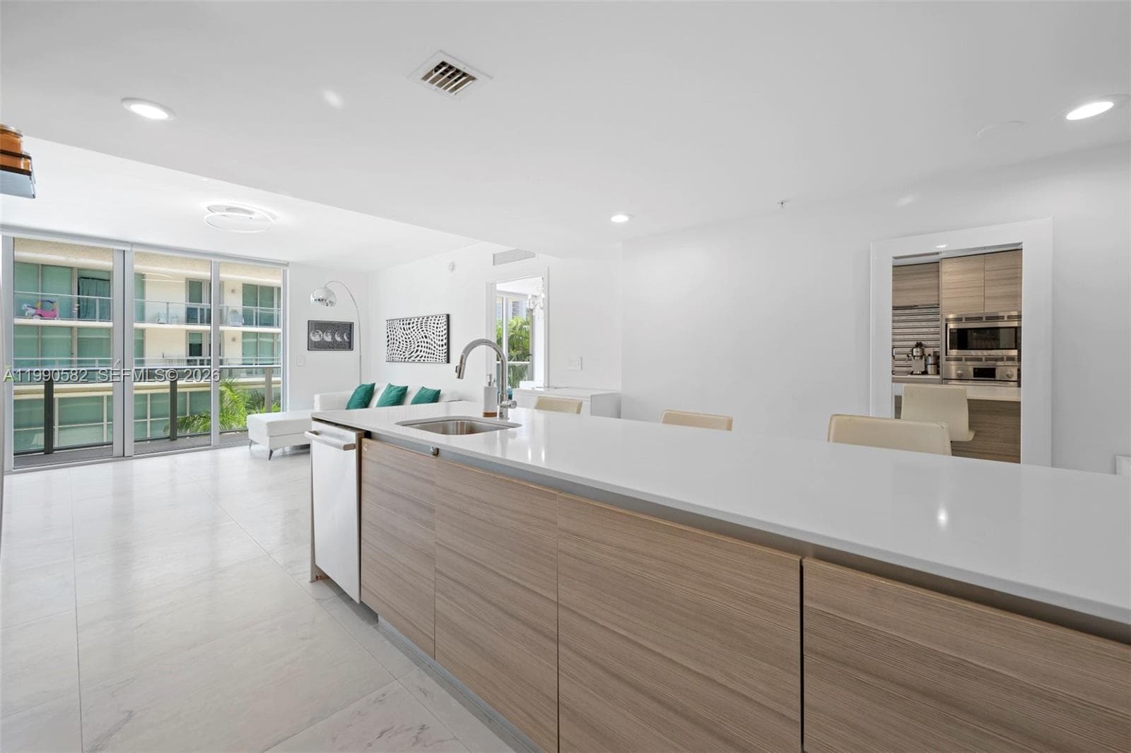 6610 Indian Creek Dr # 406, Miami Beach FL 33141 photo 5