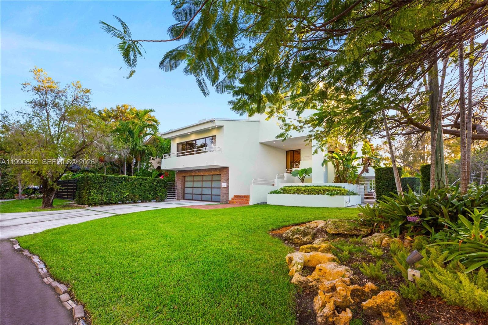 3520 Rockerman Rd, Miami FL 33133 photo 4