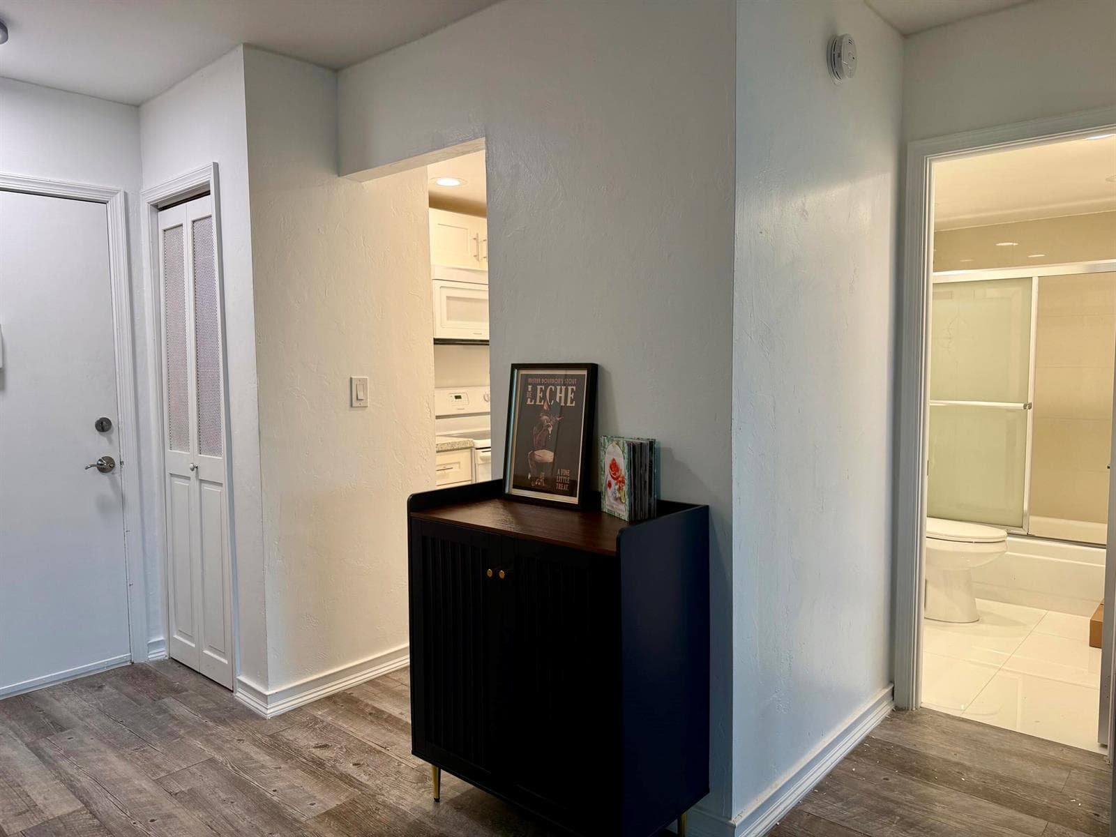 3000 Riomar Street # 410, Fort Lauderdale, FL 33304 photo 3