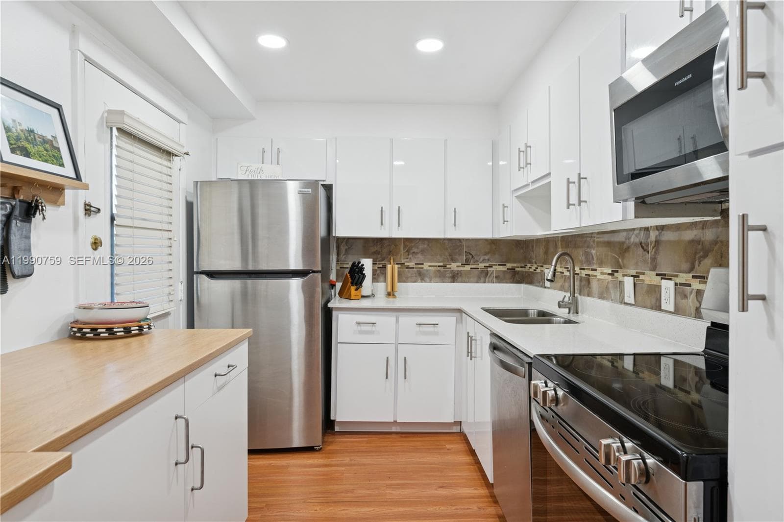3101 N Country Club Dr # 102, Aventura FL 33180