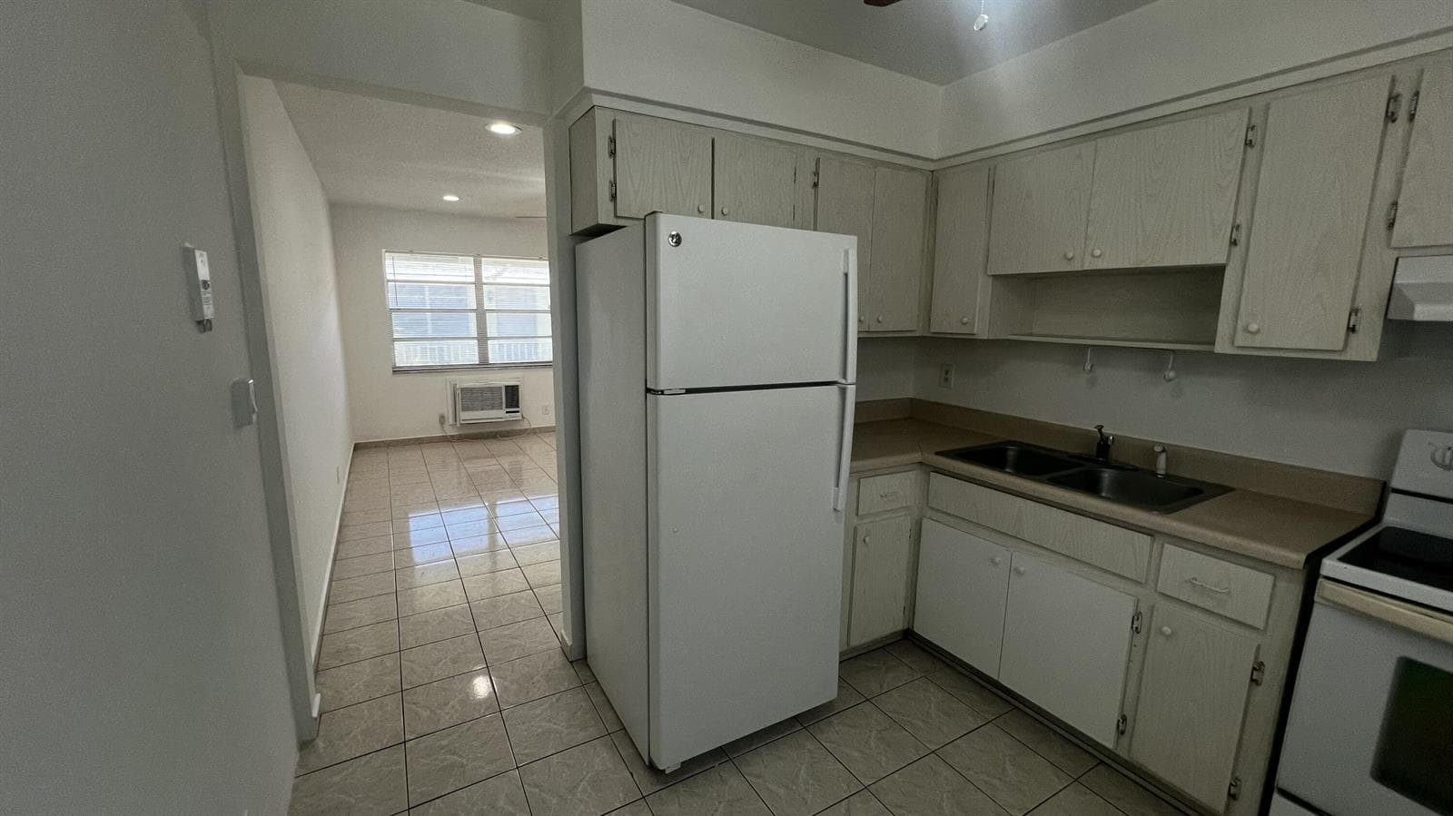 13 NE 2nd Avenue # 201, Dania Beach FL 33004 photo 5