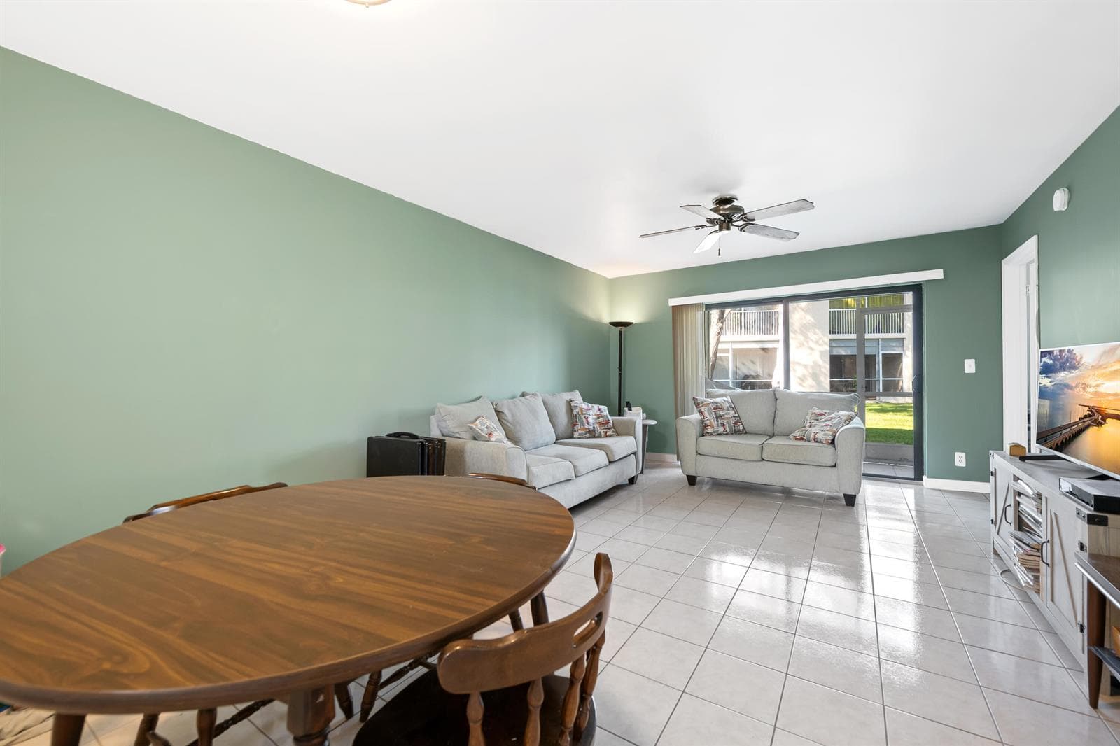 5570 Lakeside Drive # 102, Margate FL 33063 photo 4