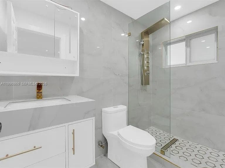 4900 NW 14th St, Lauderhill FL 33313 photo 2