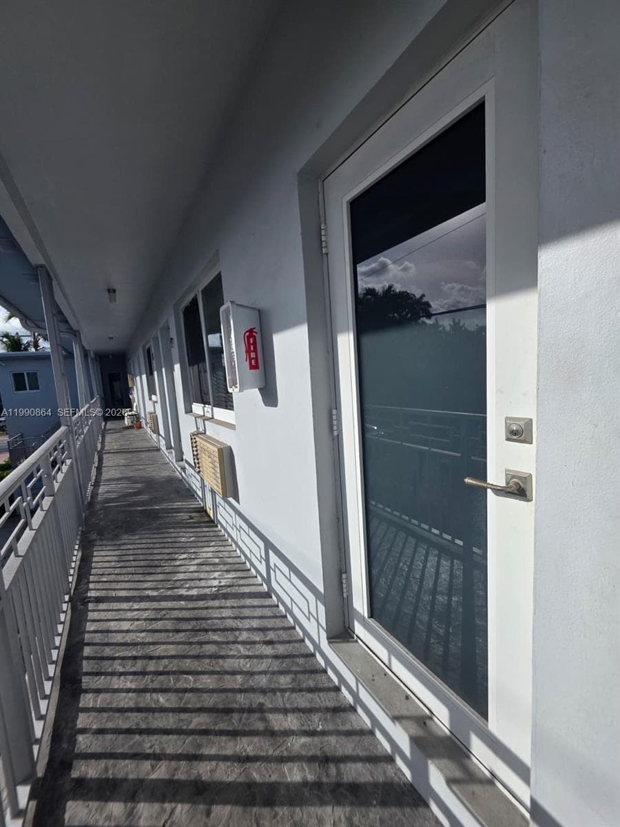 7155 Rue Notre Dame # 9, Miami Beach FL 33141 photo 3