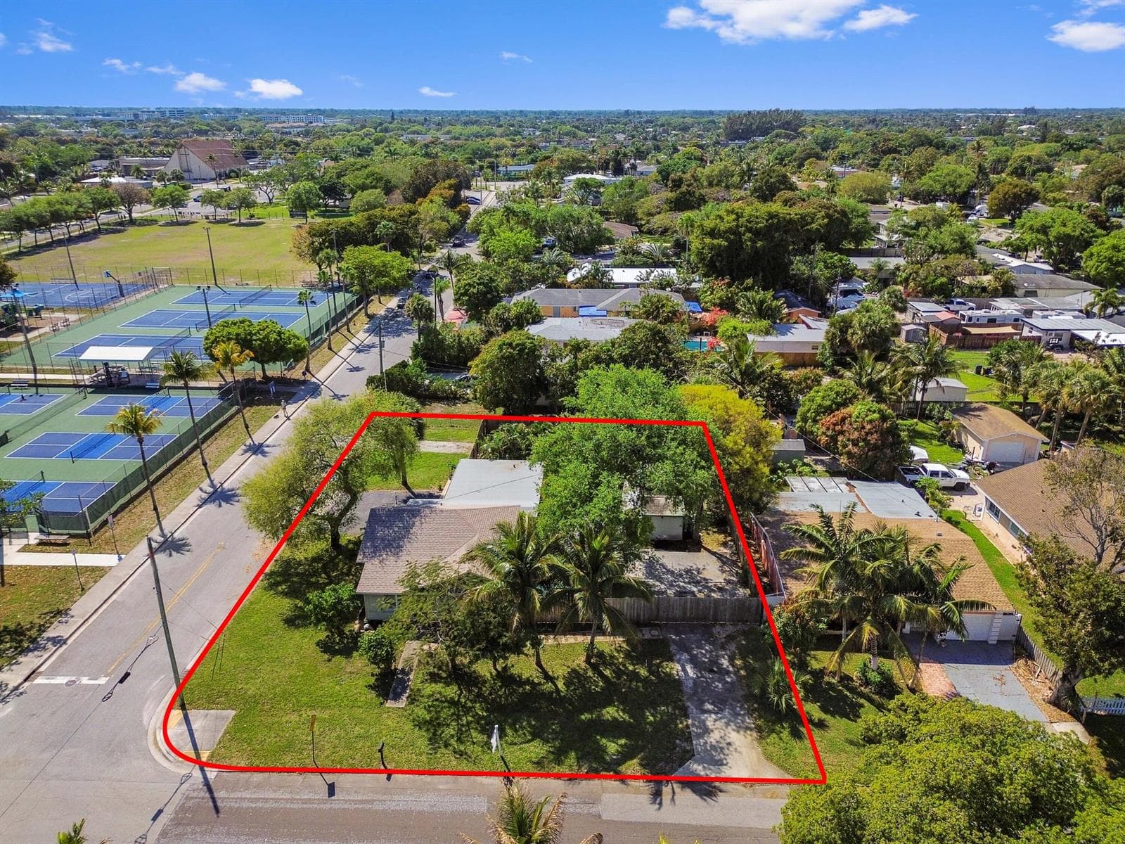 1501 N D Street, FL 33460 photo 2
