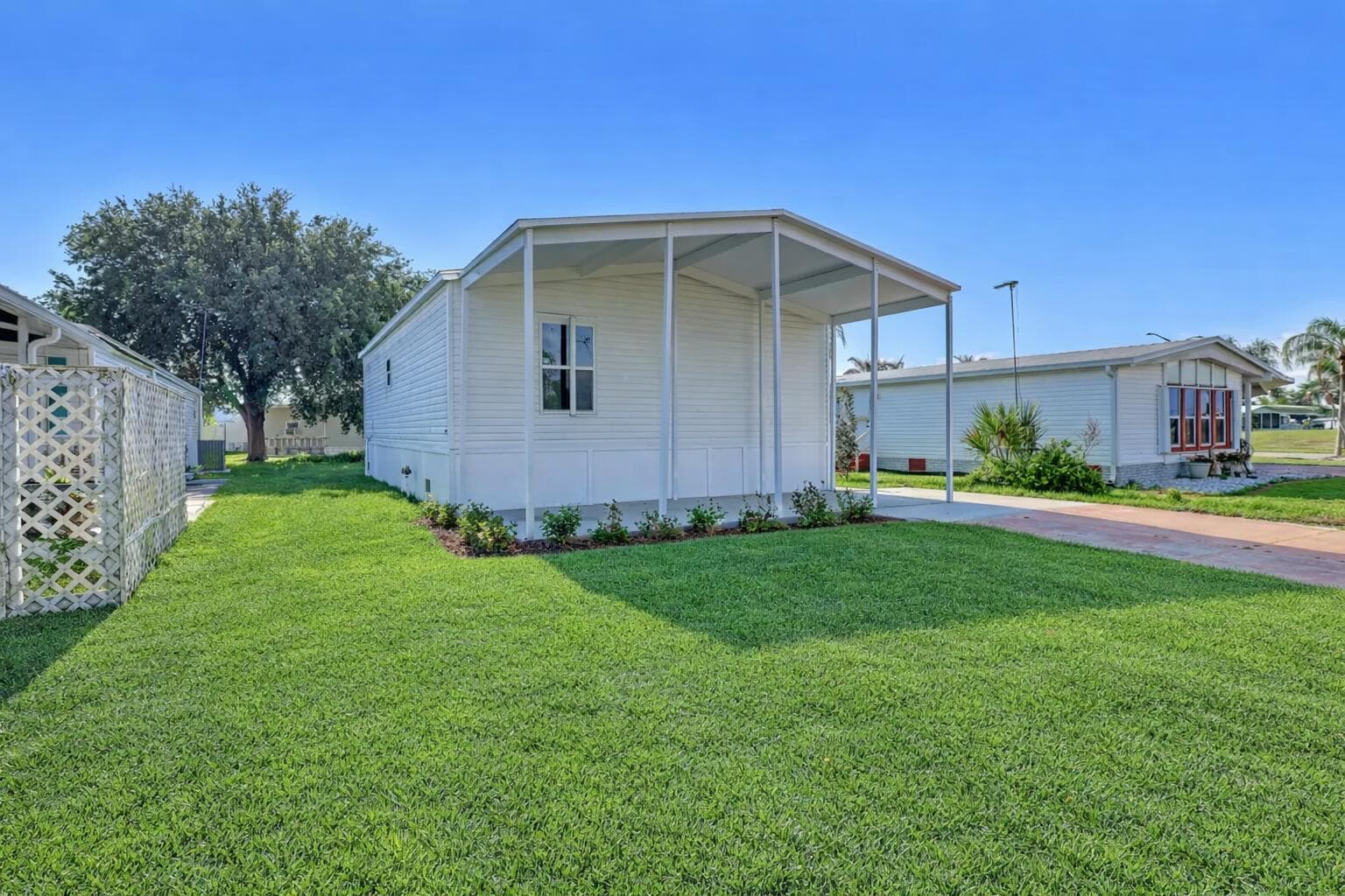 1479 Barefoot Circle, Sebastian FL 32976 photo 3