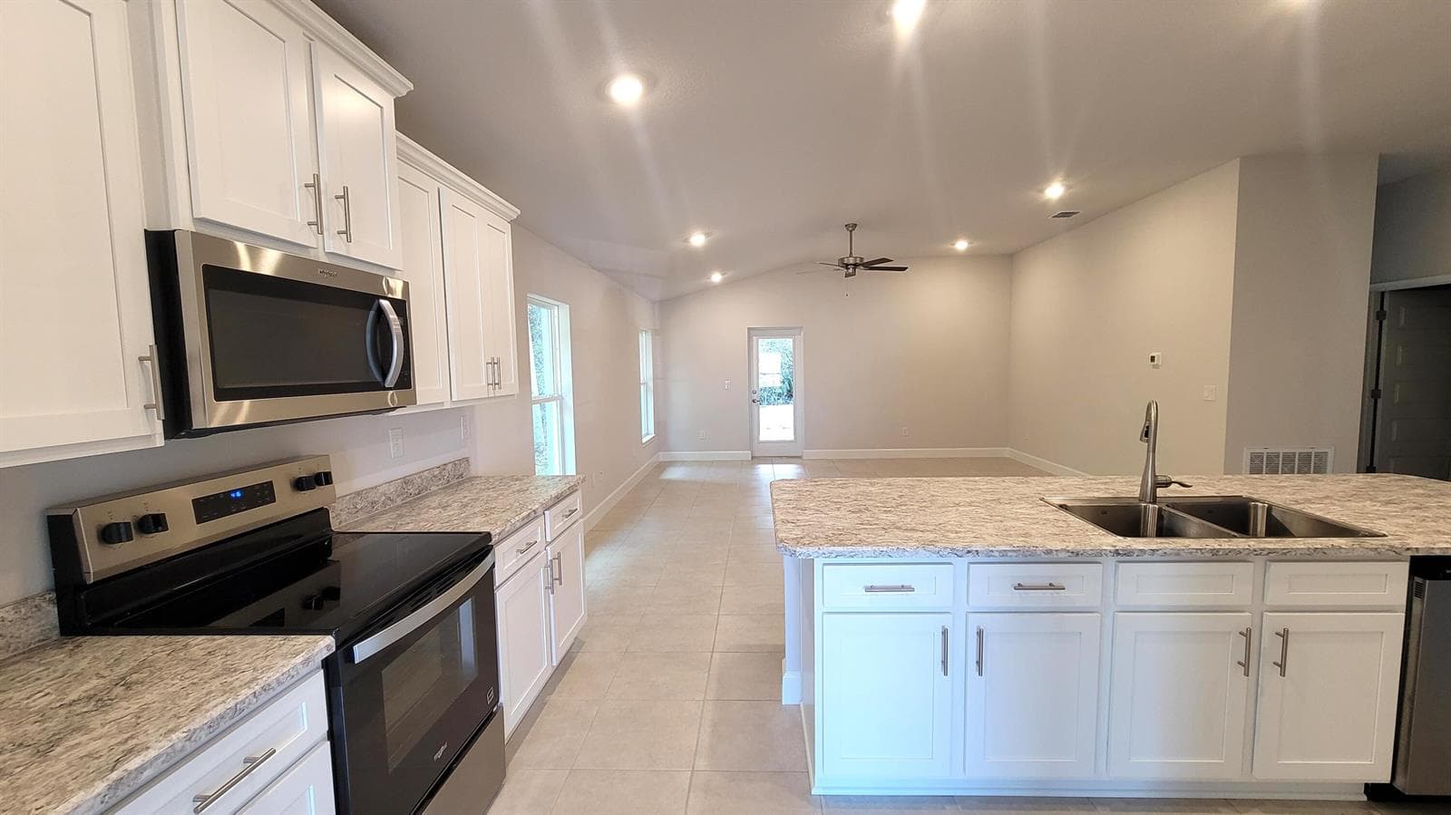8844 Waterstone Boulevard, Fort Pierce FL 34951 photo 3