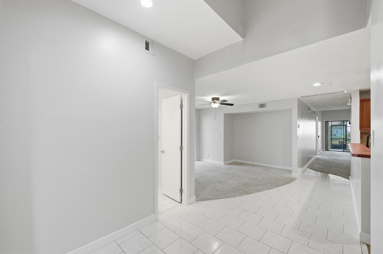 1097 NW 98th Terrace # 110, Pembroke Pines FL 33024 photo 2