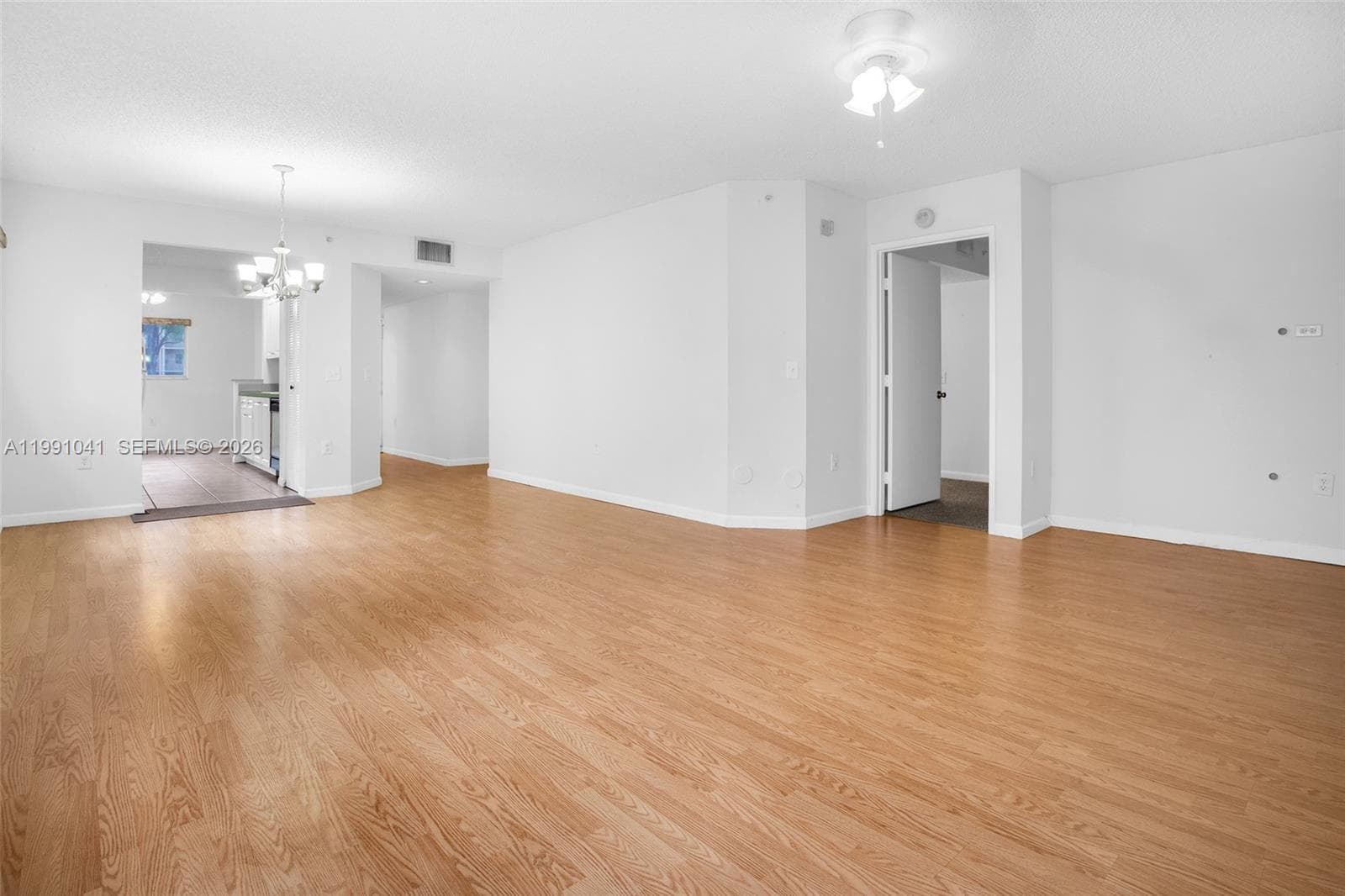 900 SW 142nd Ave # 115L, Pembroke Pines FL 33027