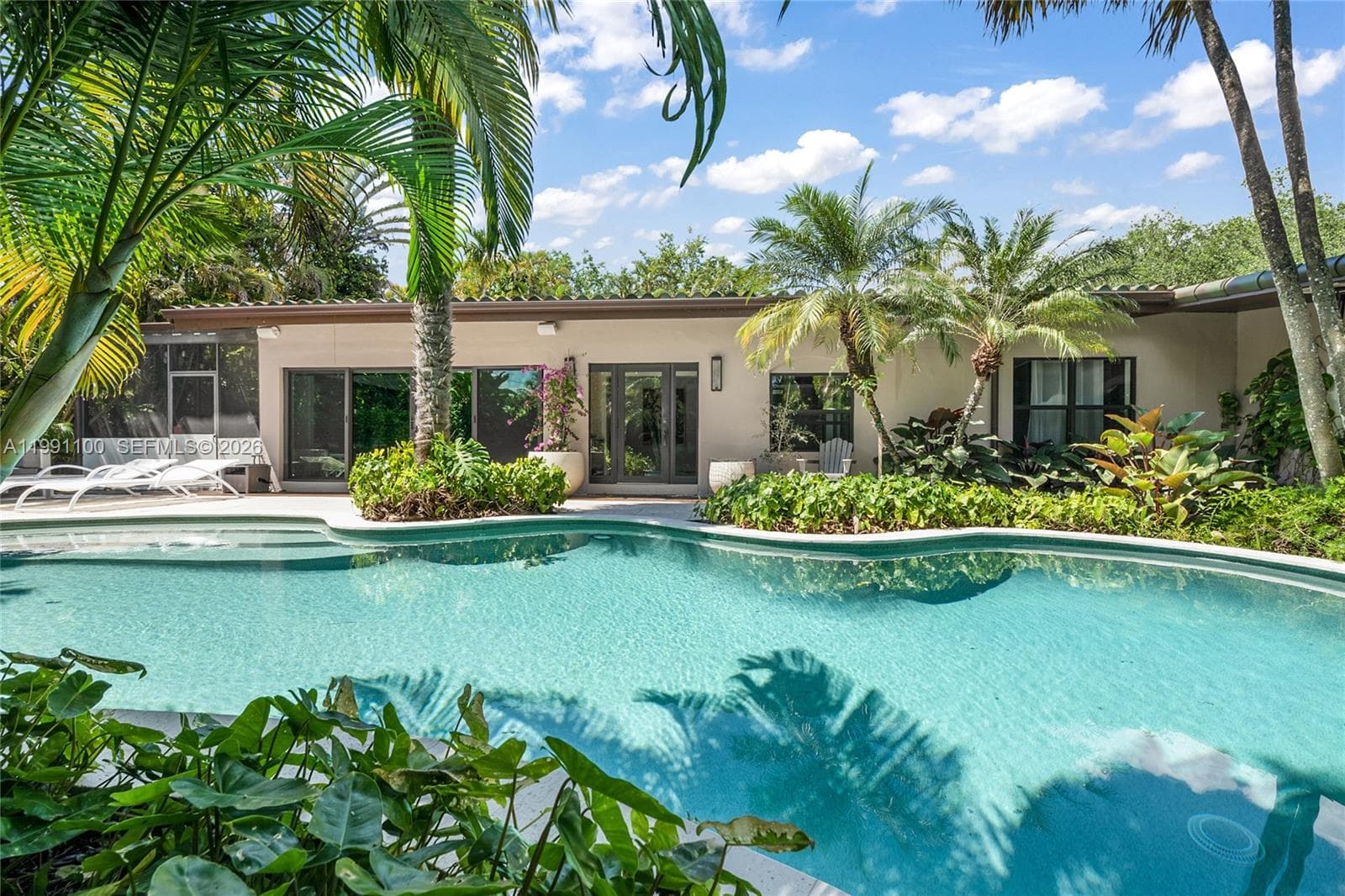 3620 Battersea Rd, Miami FL 33133 photo 2