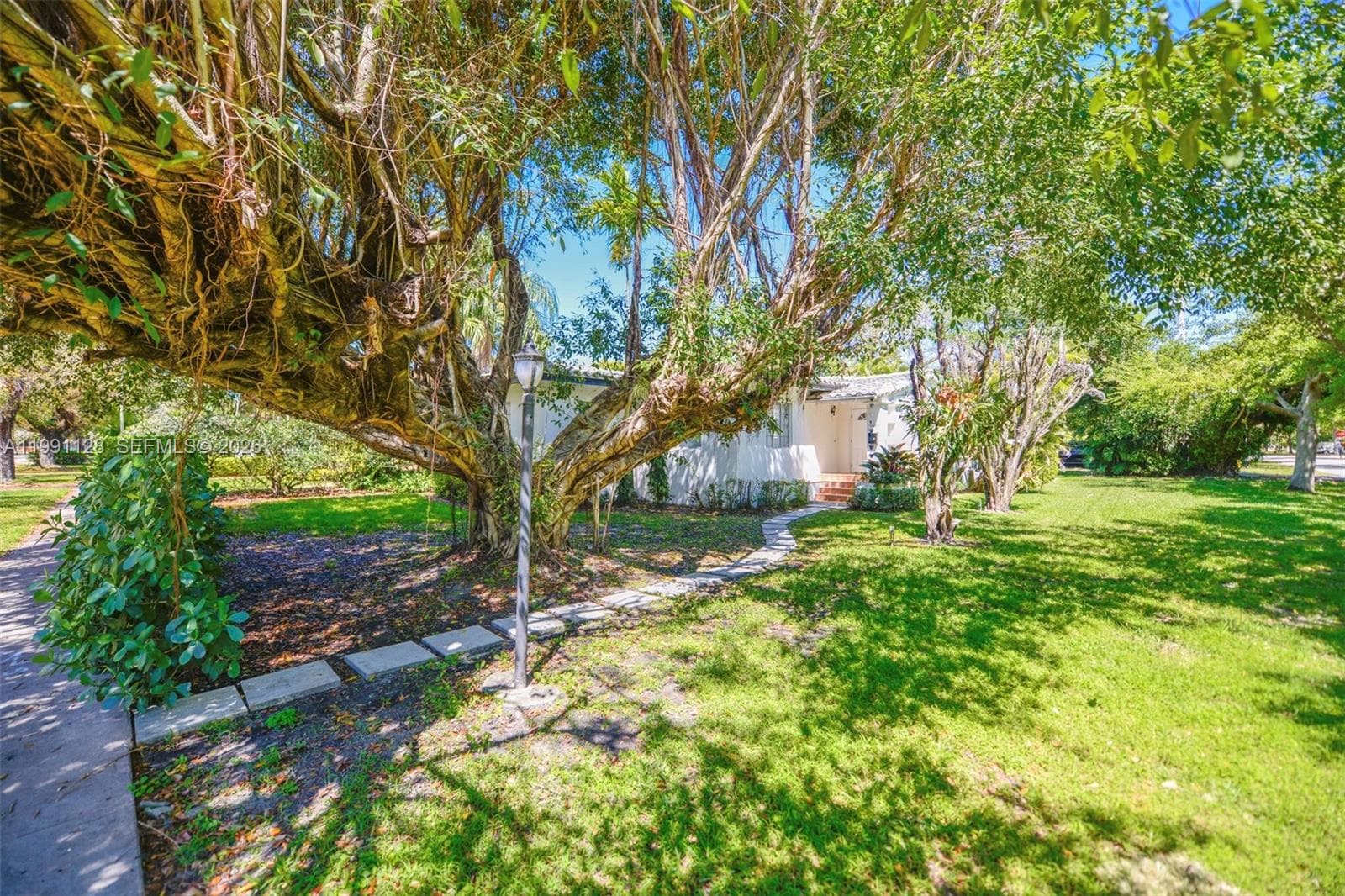 1201 Obispo Ave, Coral Gables FL 33134 photo 2