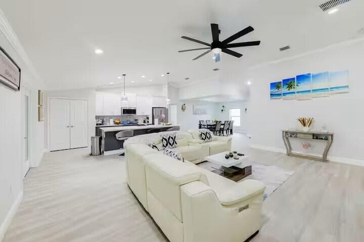 11038 Persimmon Boulevard, West Palm Beach FL 33411 photo 4
