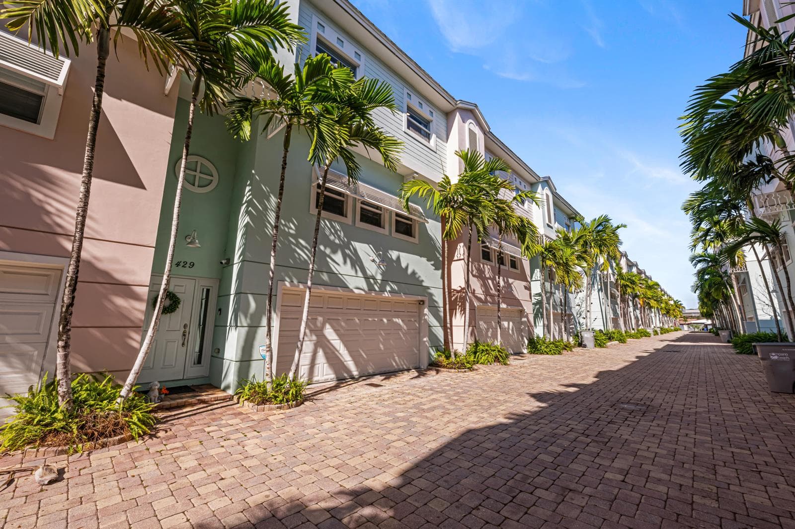 429 NE 1st Street, Pompano Beach FL 33060 photo 2