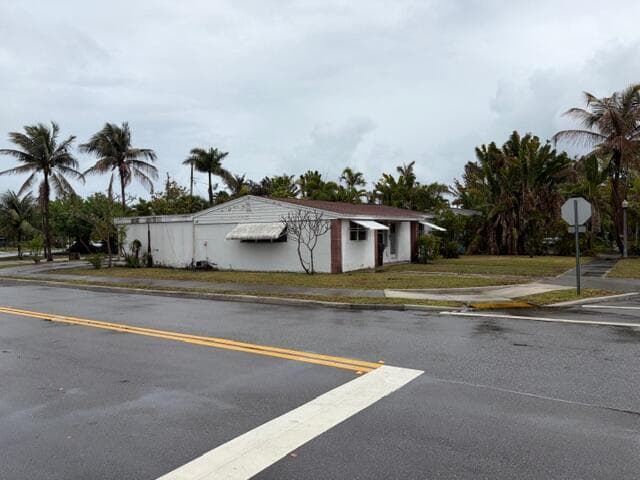1029 Ardmore Road, West Palm Beach FL 33401 photo 2