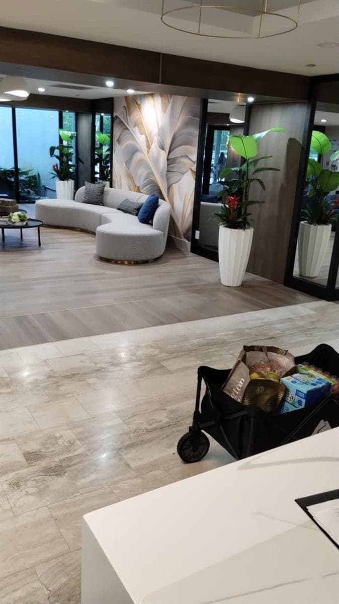 4200 Hillcrest Drive # 707, Hollywood FL 33021 photo 3