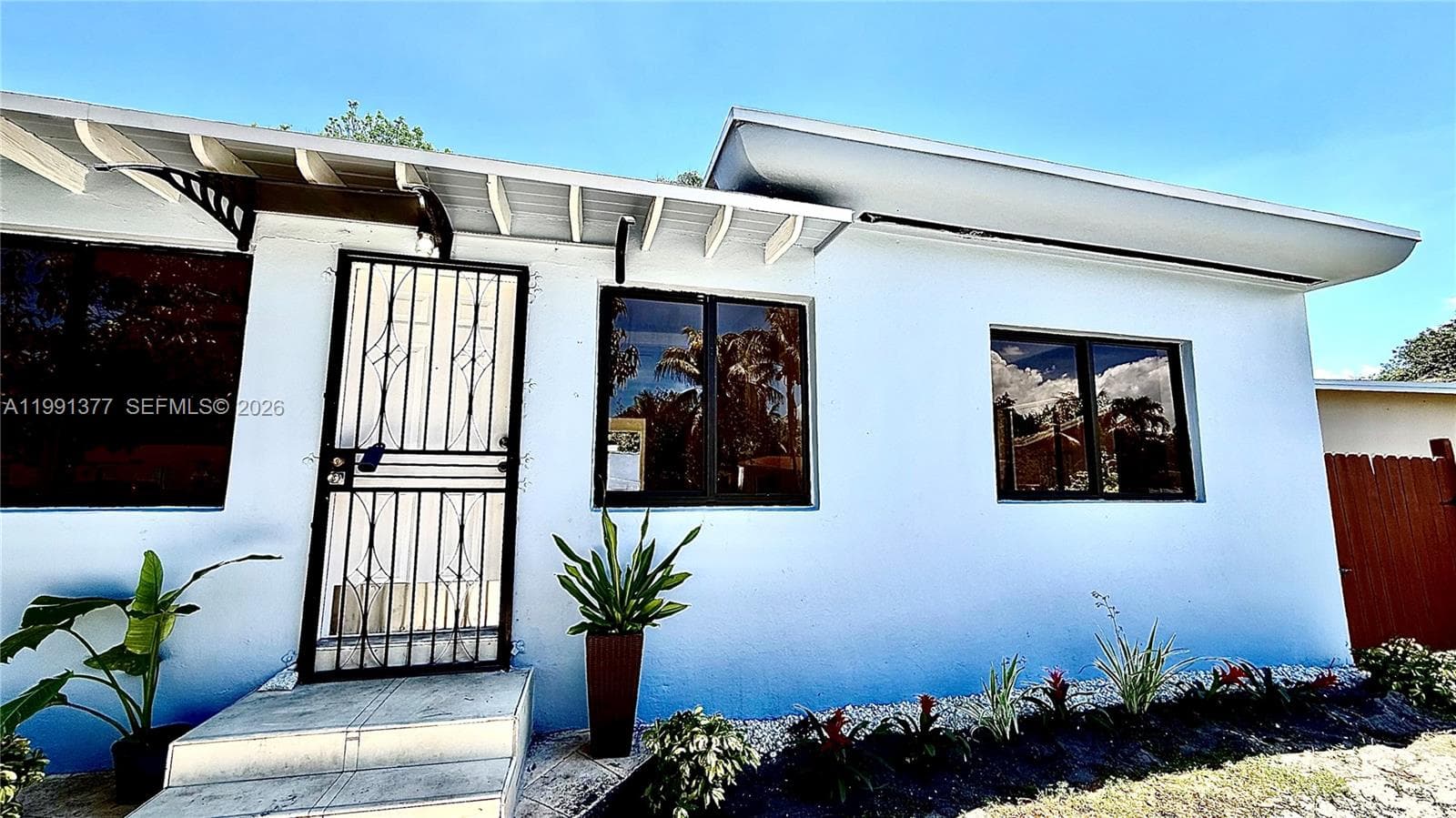 1352 NW 112th Ter, Miami FL 33167 photo 3