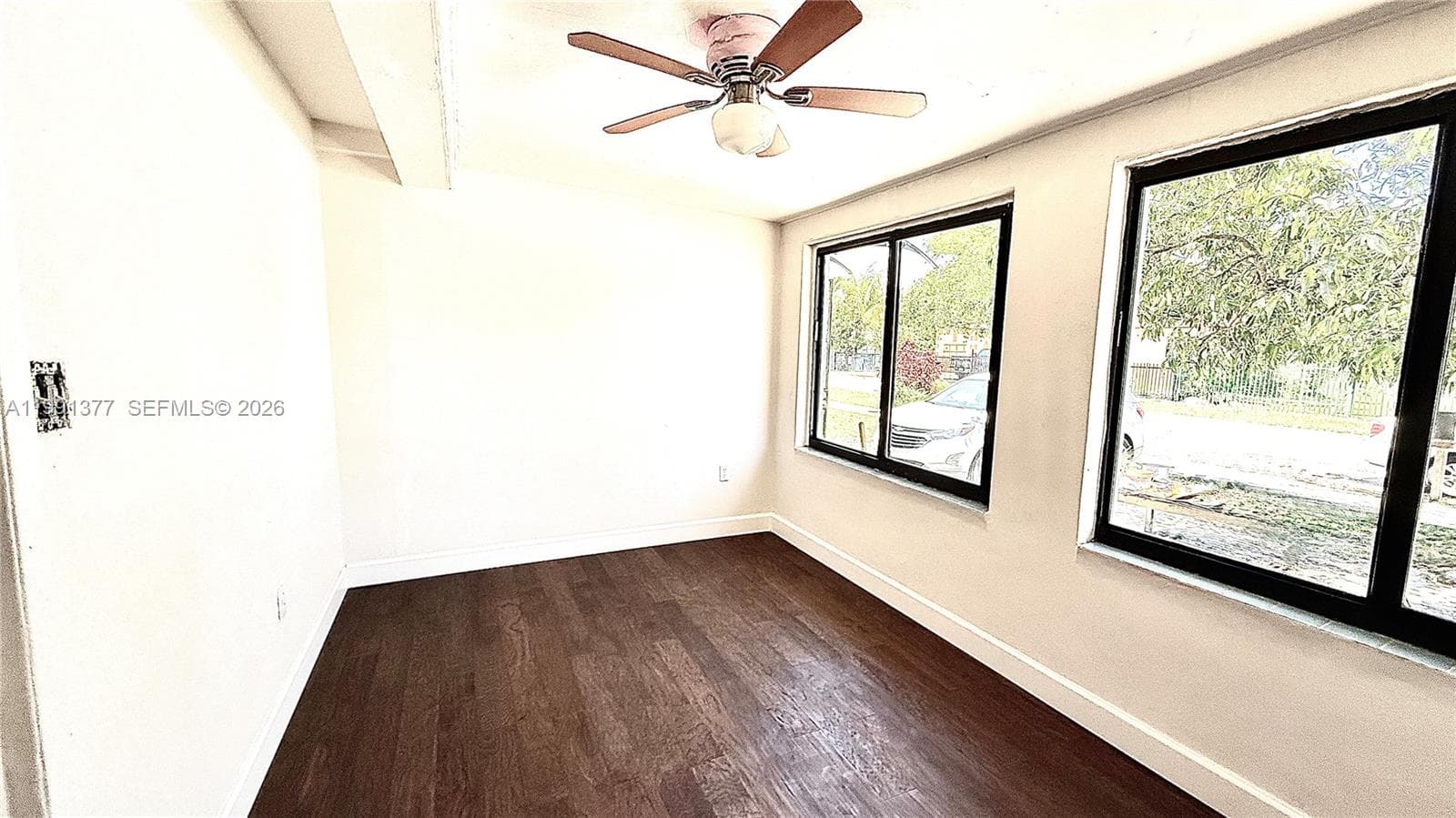1352 NW 112th Ter, Miami FL 33167 photo 4