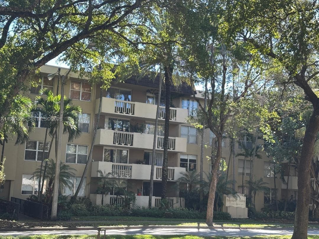 1800 Sans Souci Blvd # 115, North Miami FL 33181 photo 2