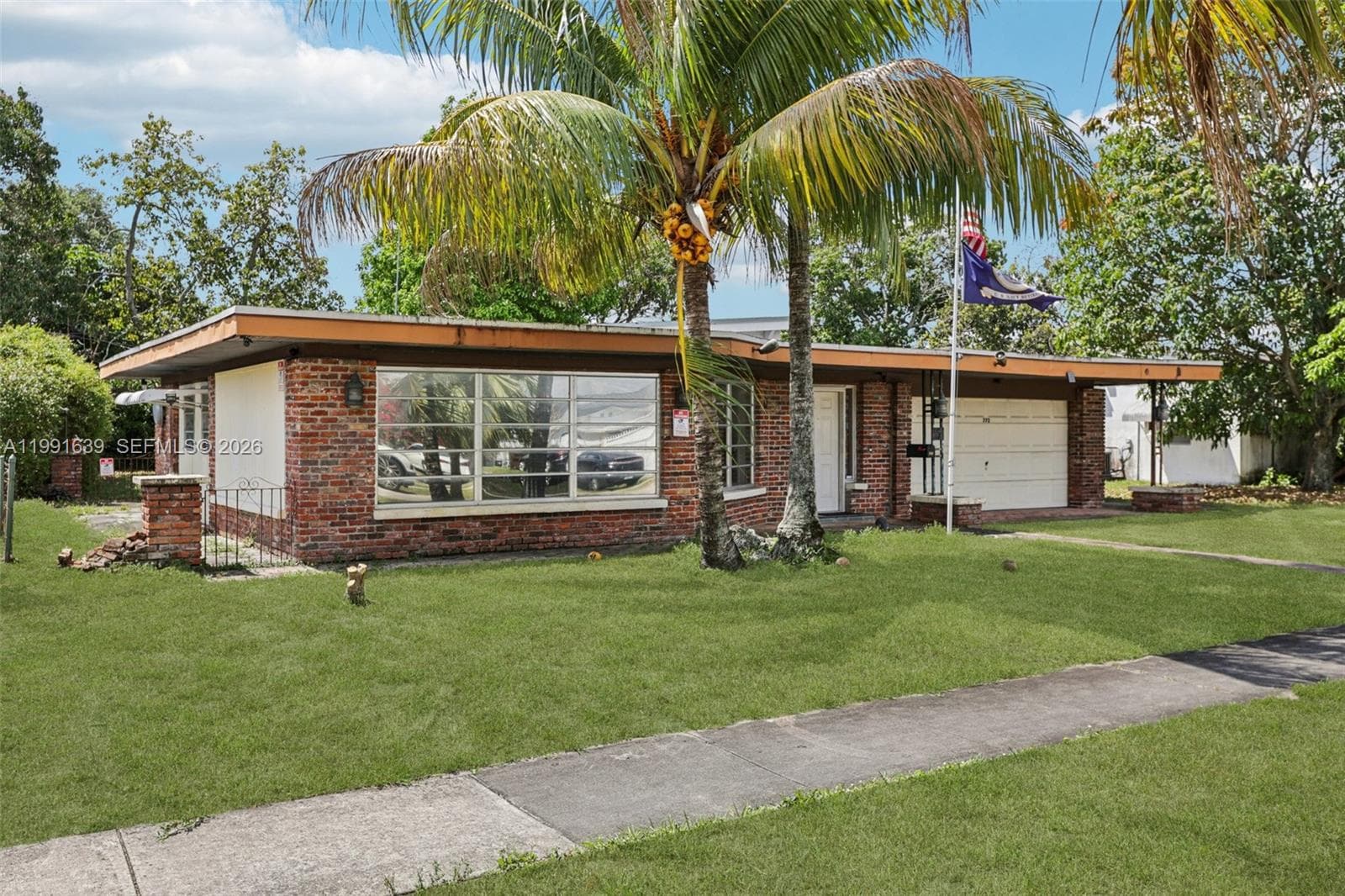 272 W 46th St, Hialeah FL 33012 photo 4