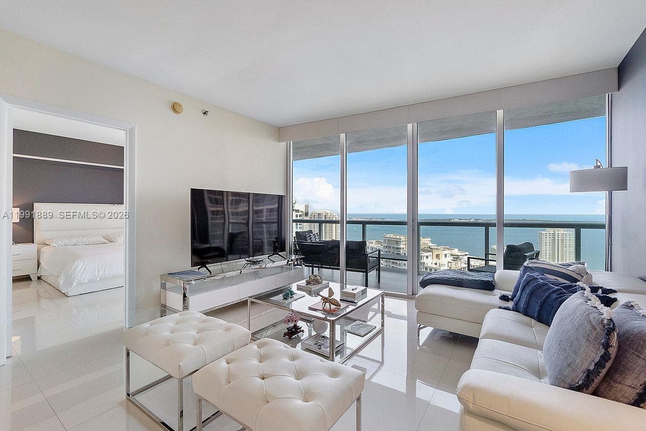 465 Brickell Ave # 3905, Miami FL 33131 photo 4