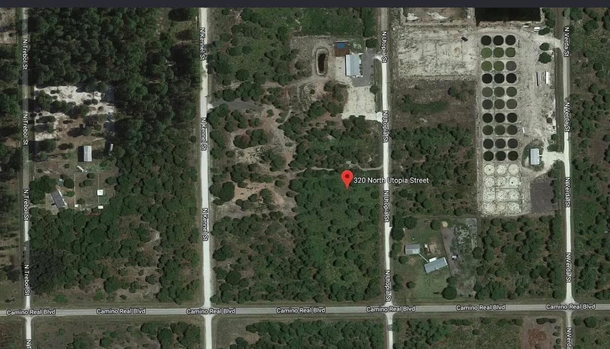 320 N Utopia Street, Clewiston FL 33440 photo 2