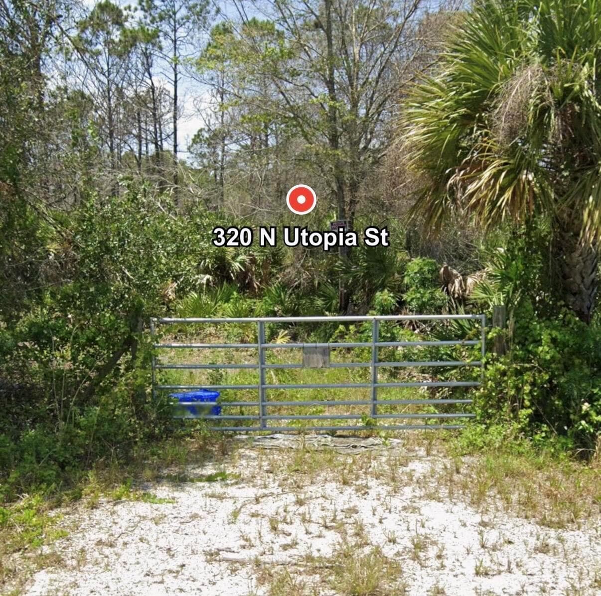 320 N Utopia Street, Clewiston FL 33440 photo 3