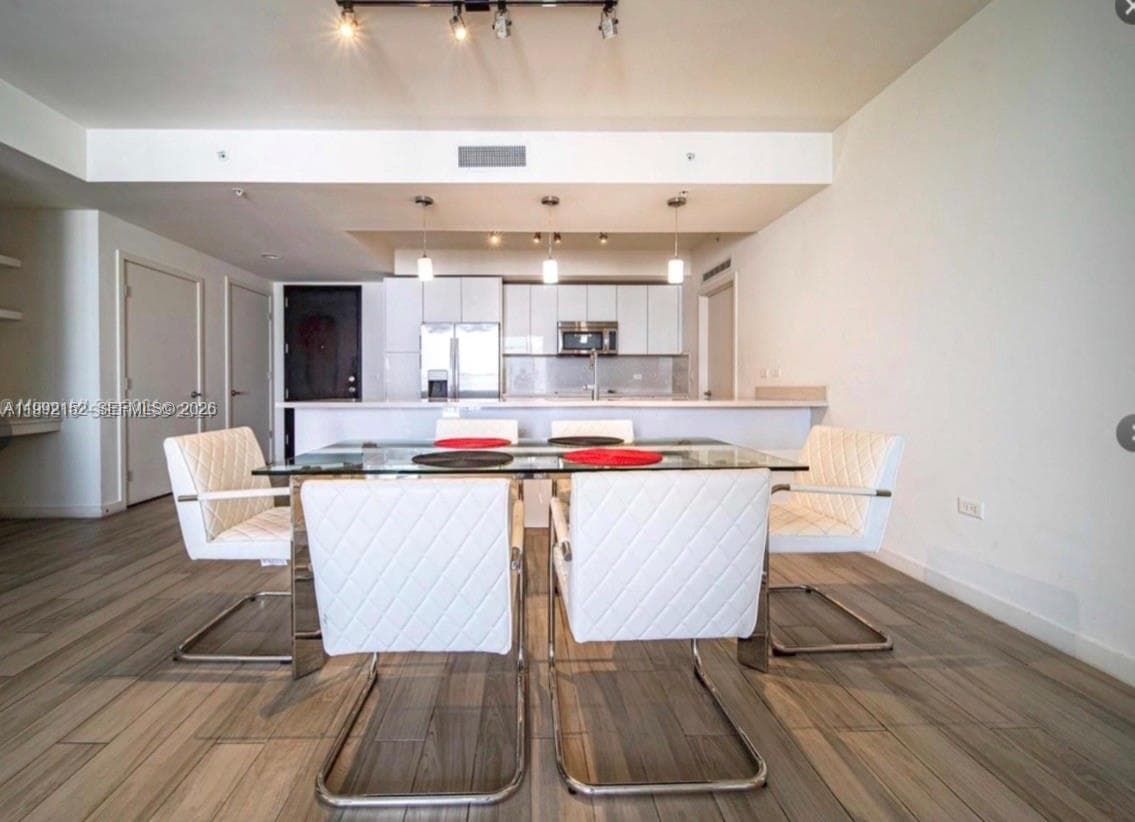 999 SW 1st Ave # 2105, Miami FL 33130