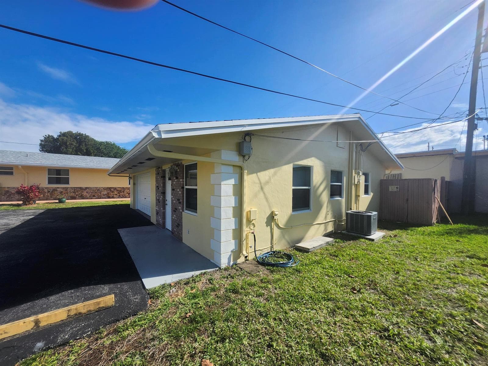 511 N 60th Way # East Apartment, Hollywood, FL 33024 photo 2