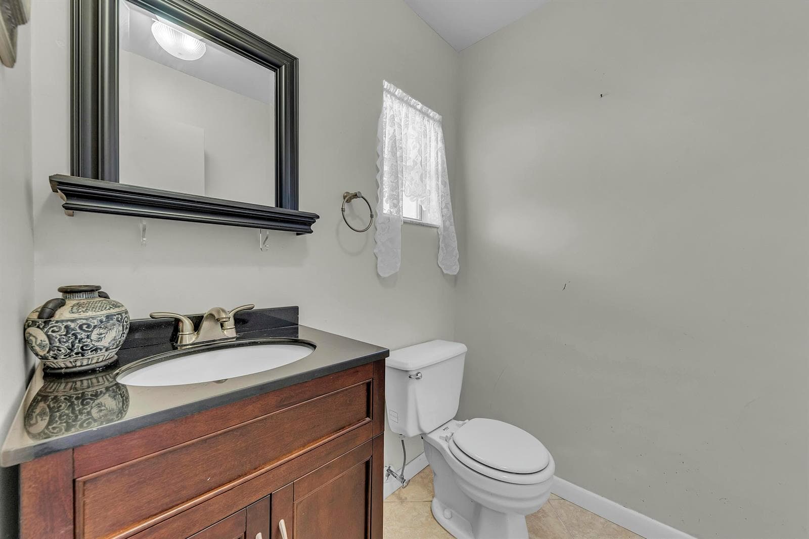 9401 Sunrise Lakes Boulevard # 311, Sunrise FL 33322 photo 4