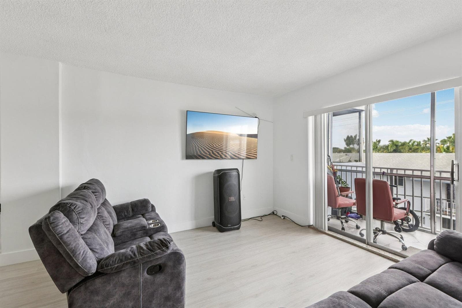 1735 NE 164th Street # 304, North Miami Beach FL 33162 photo 4