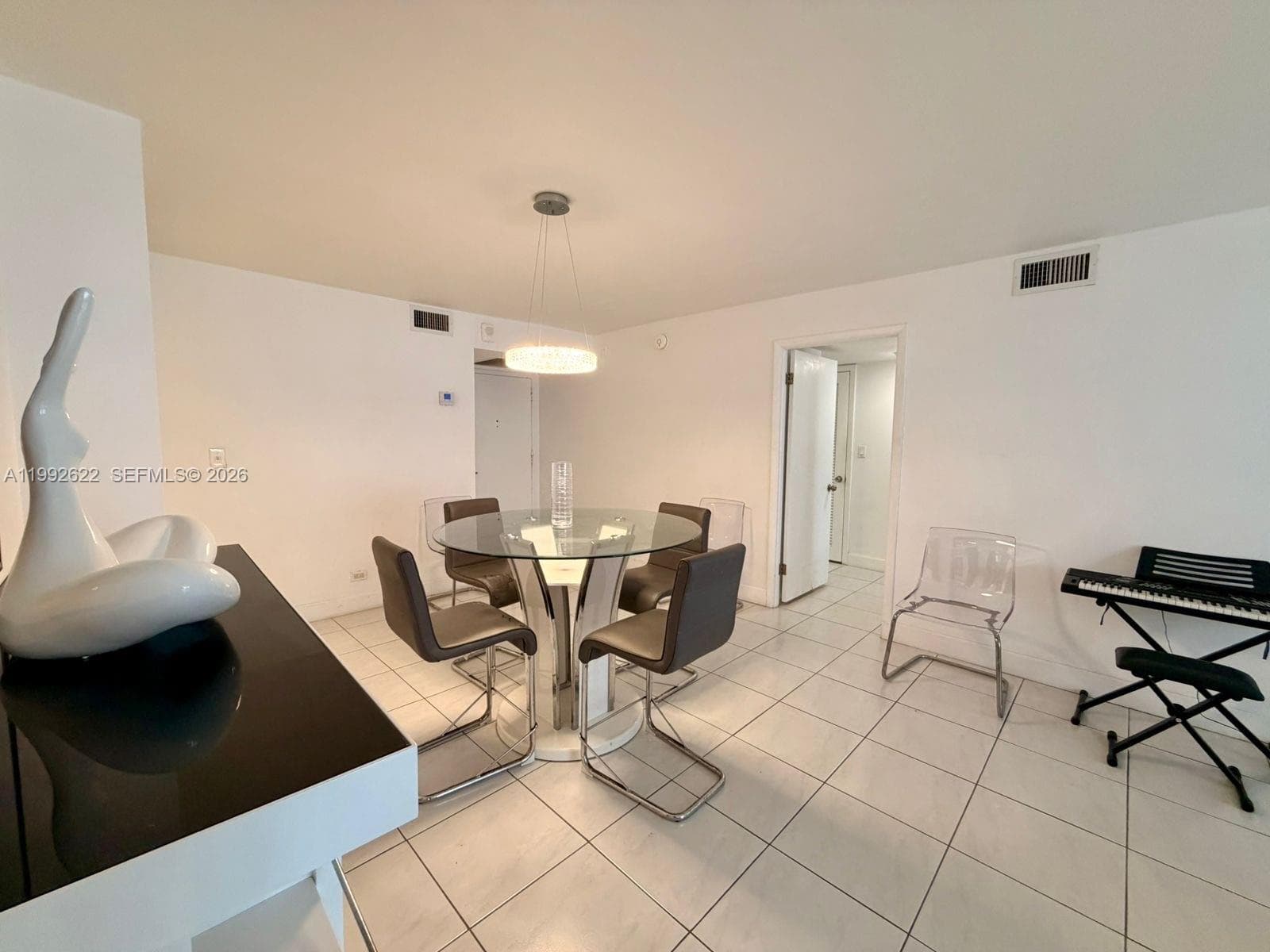 6039 Collins Ave # 1506, Miami Beach, FL 33140 photo 5