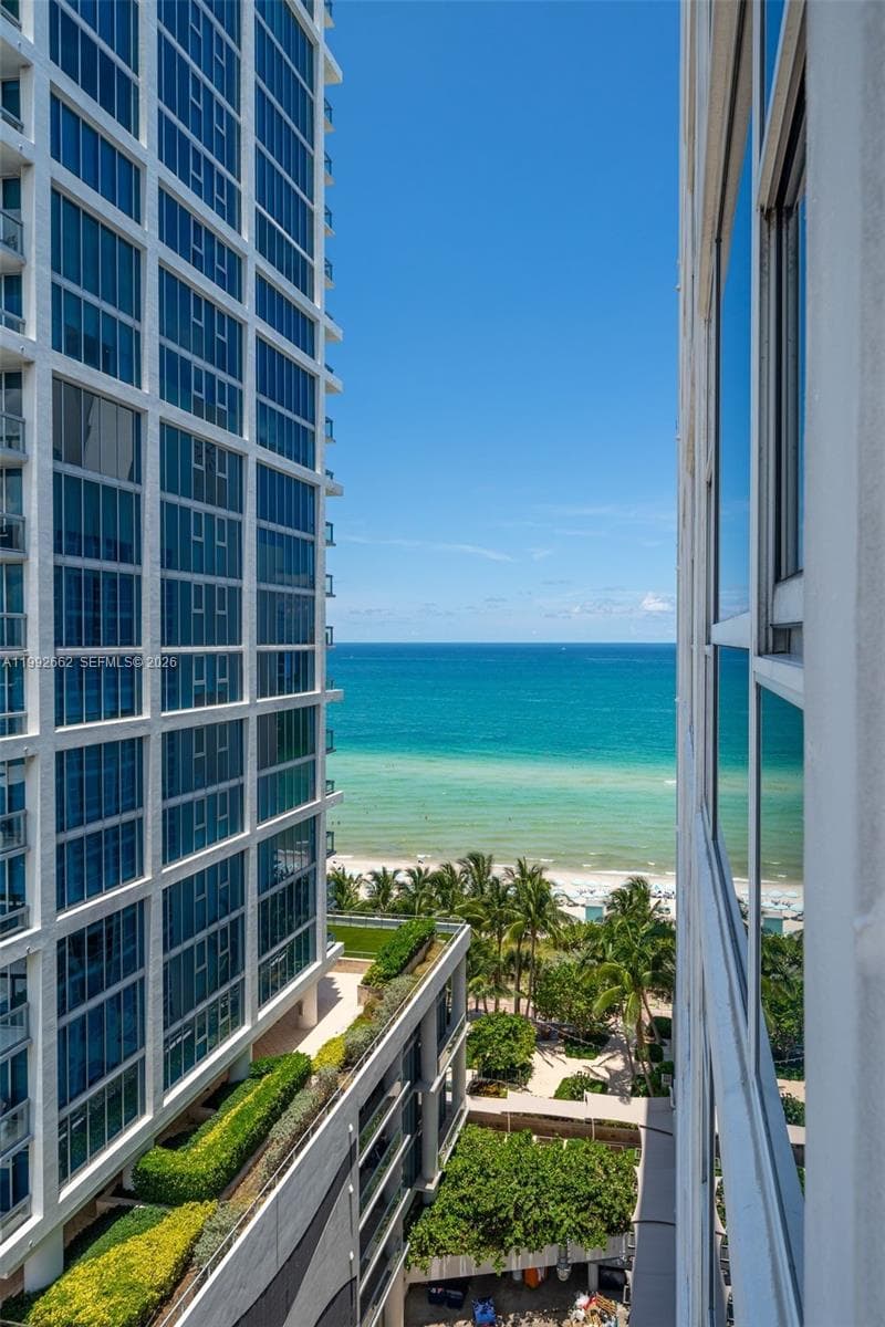 6801 Collins Ave # 1414, Miami Beach FL 33141 photo 4