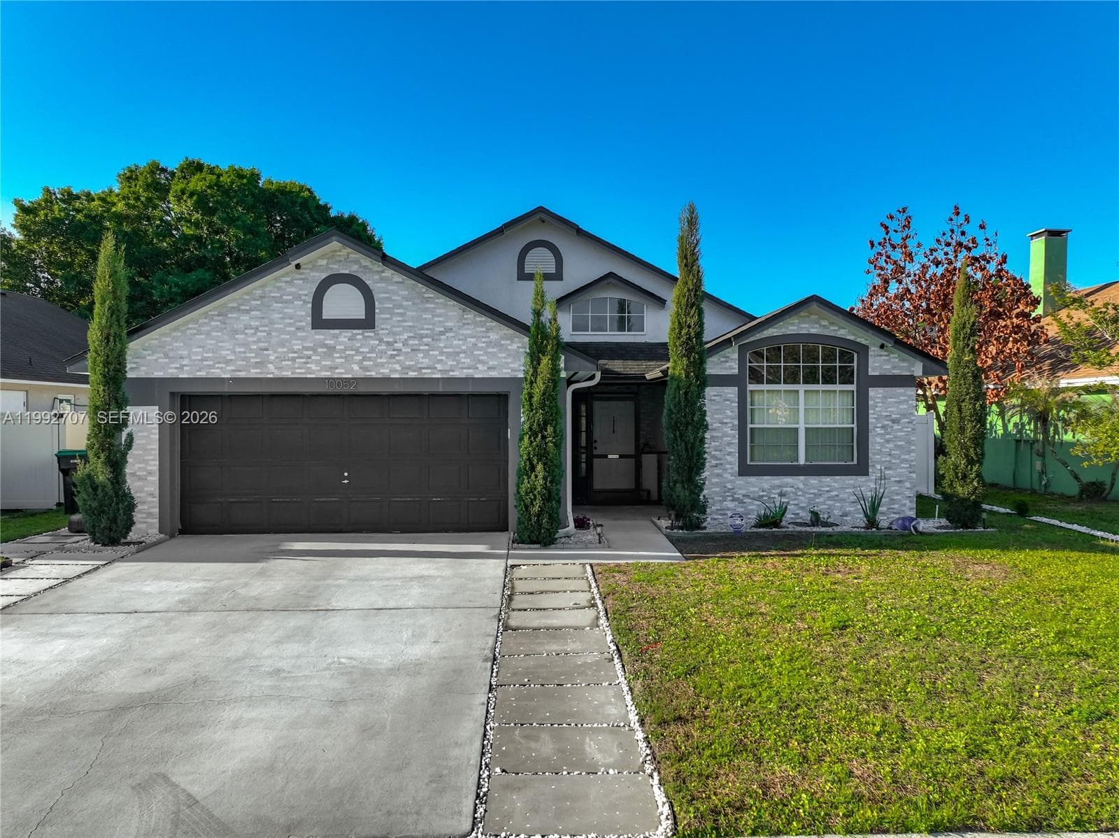 10052 Sandbar Street, Orlando FL 32825 photo 2
