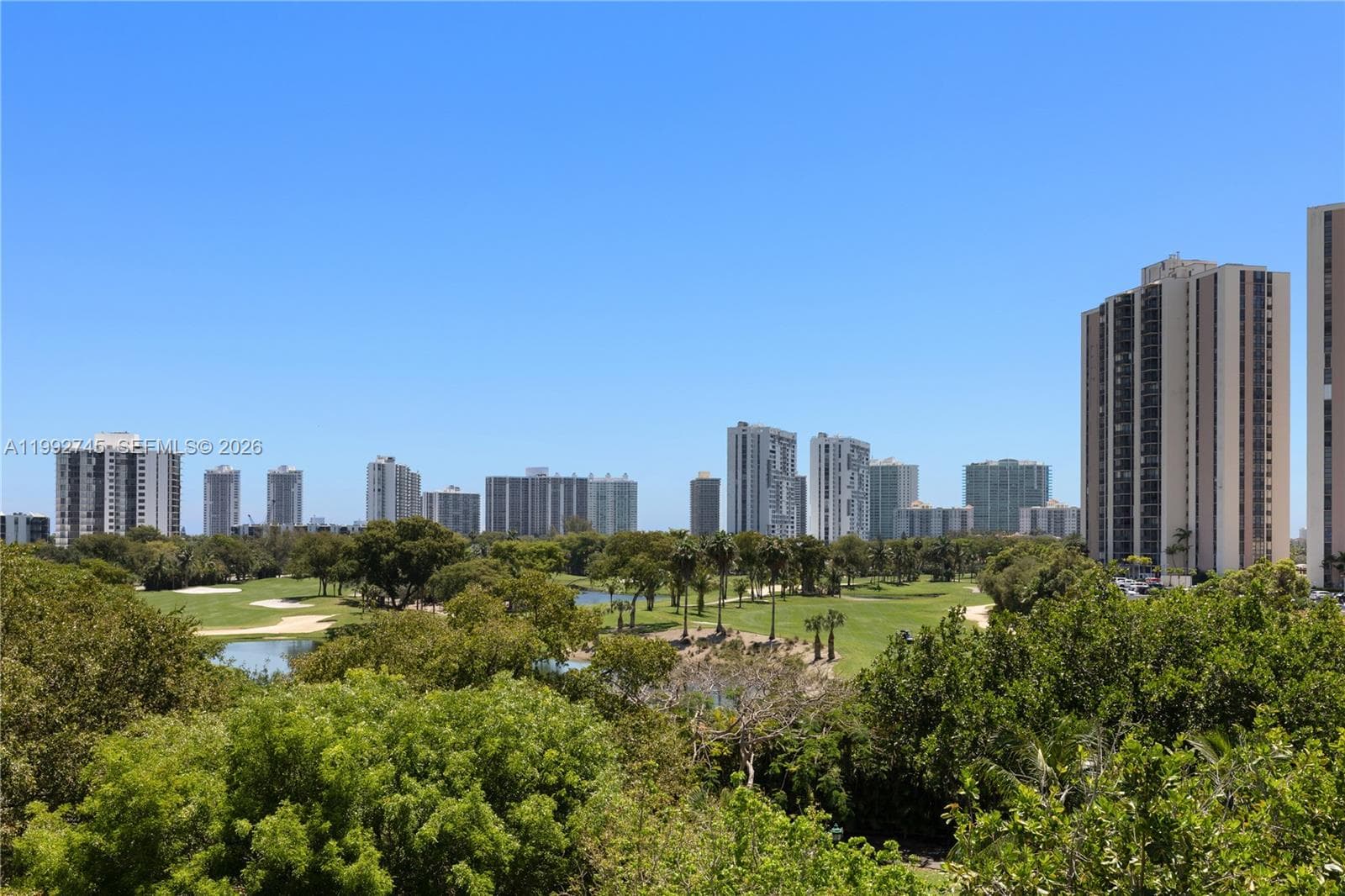 20400 W Country Club Dr # 605, Aventura FL 33180