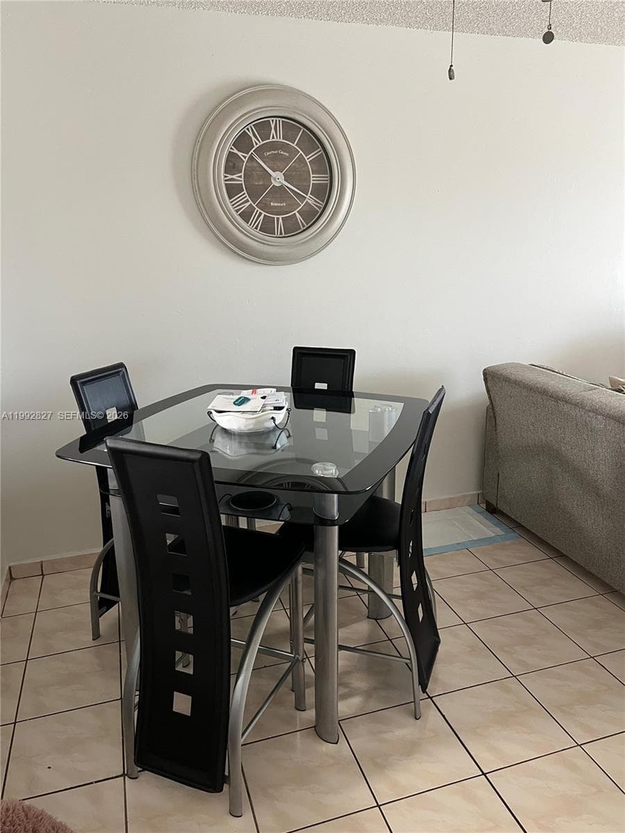 6465 W 27th Ave # 202, Hialeah FL 33016 photo 3