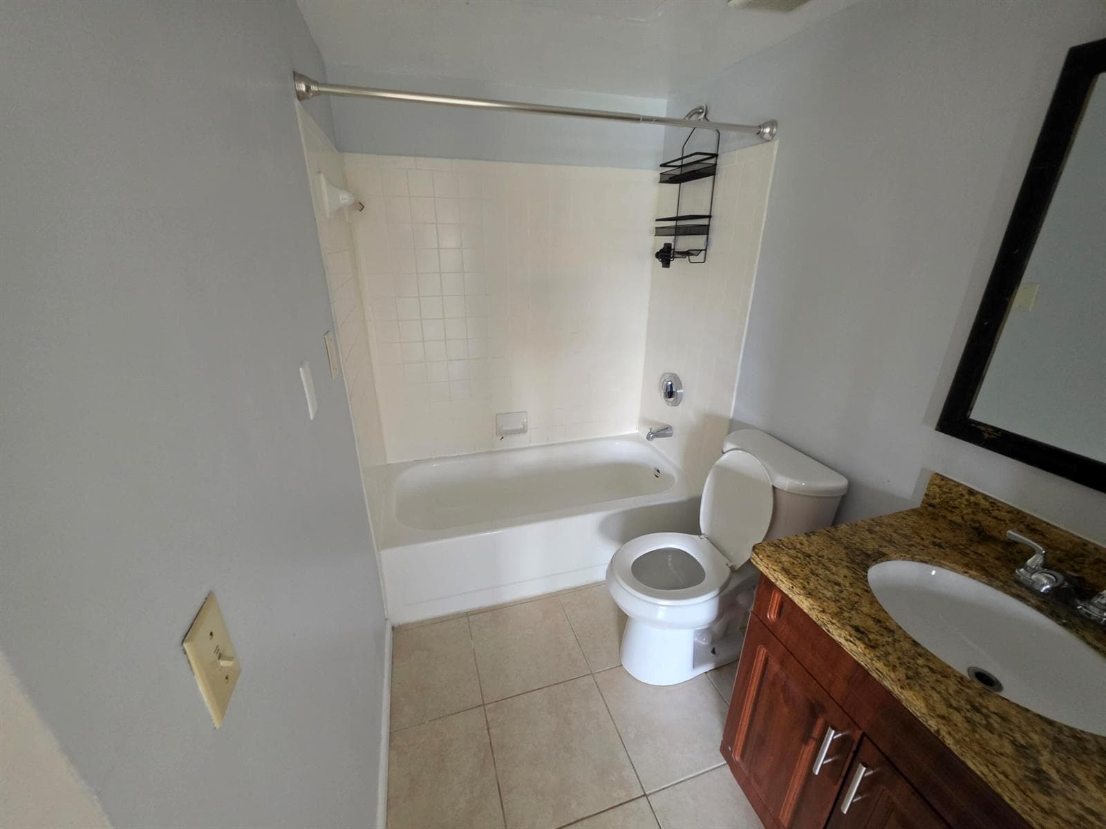 18340 NW 68th Avenue # F, Hialeah FL 33015 photo 4