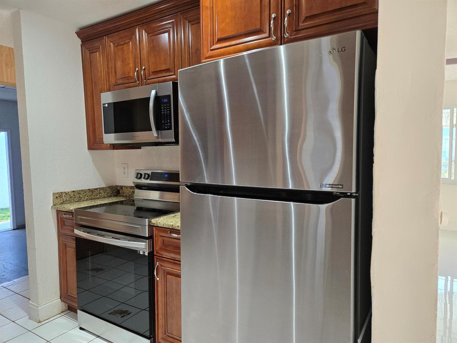 1320 NW 82nd Avenue, Plantation FL 33322 photo 4