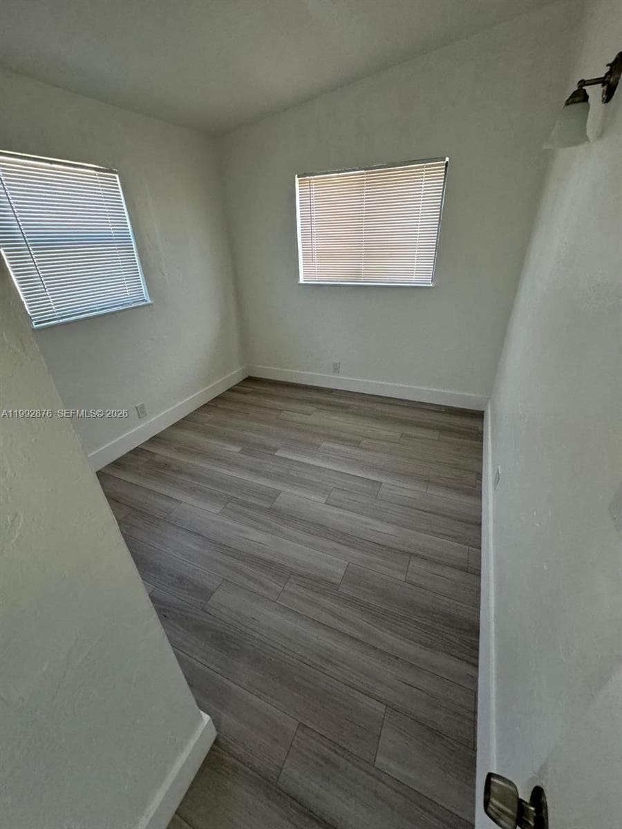 2005 Ali Baba Ave, Opa-Locka FL 33054 photo 5